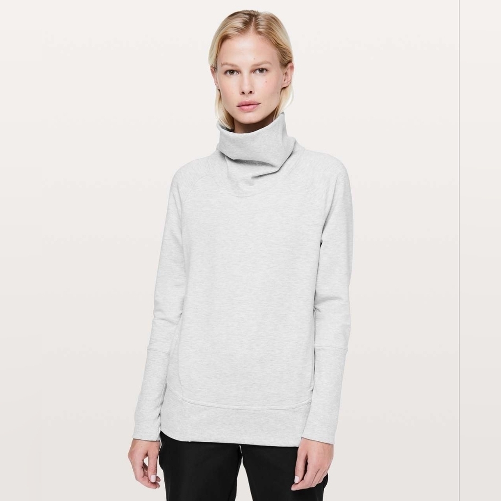 Lululemon High Lines Pullover Size 6 Light Gray Style Number: W3BN6S Long Sleeve - Picture 1 of 16